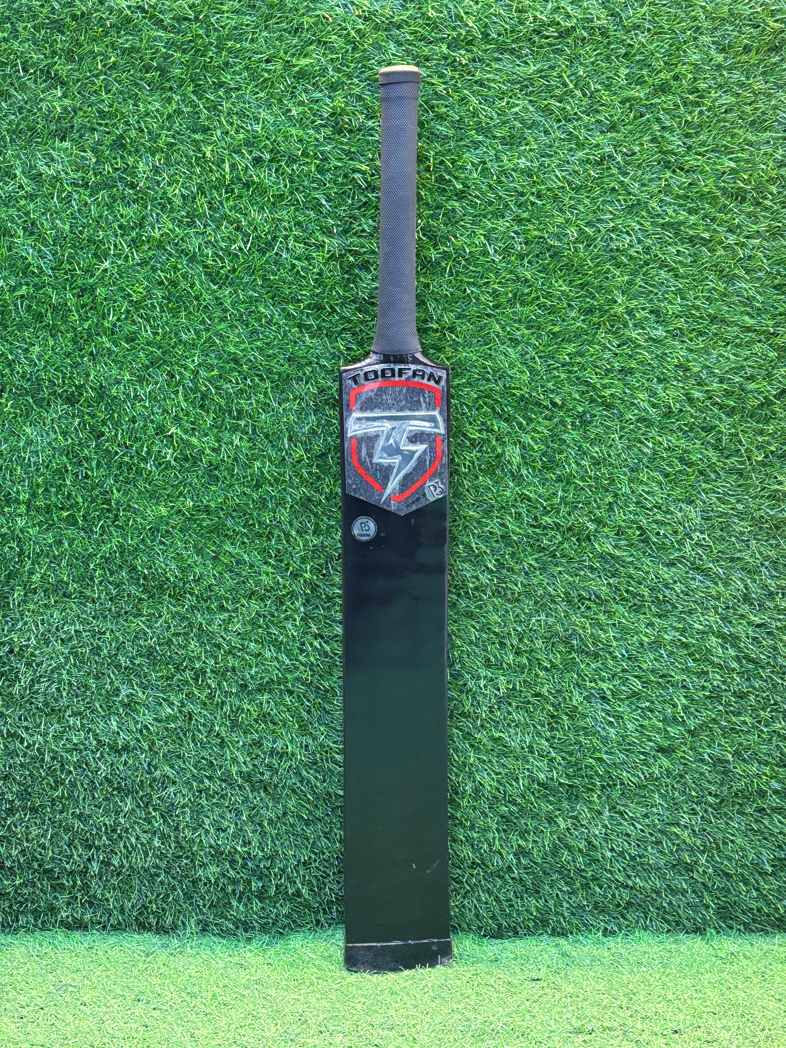 P3 Bijli edition cricket bat