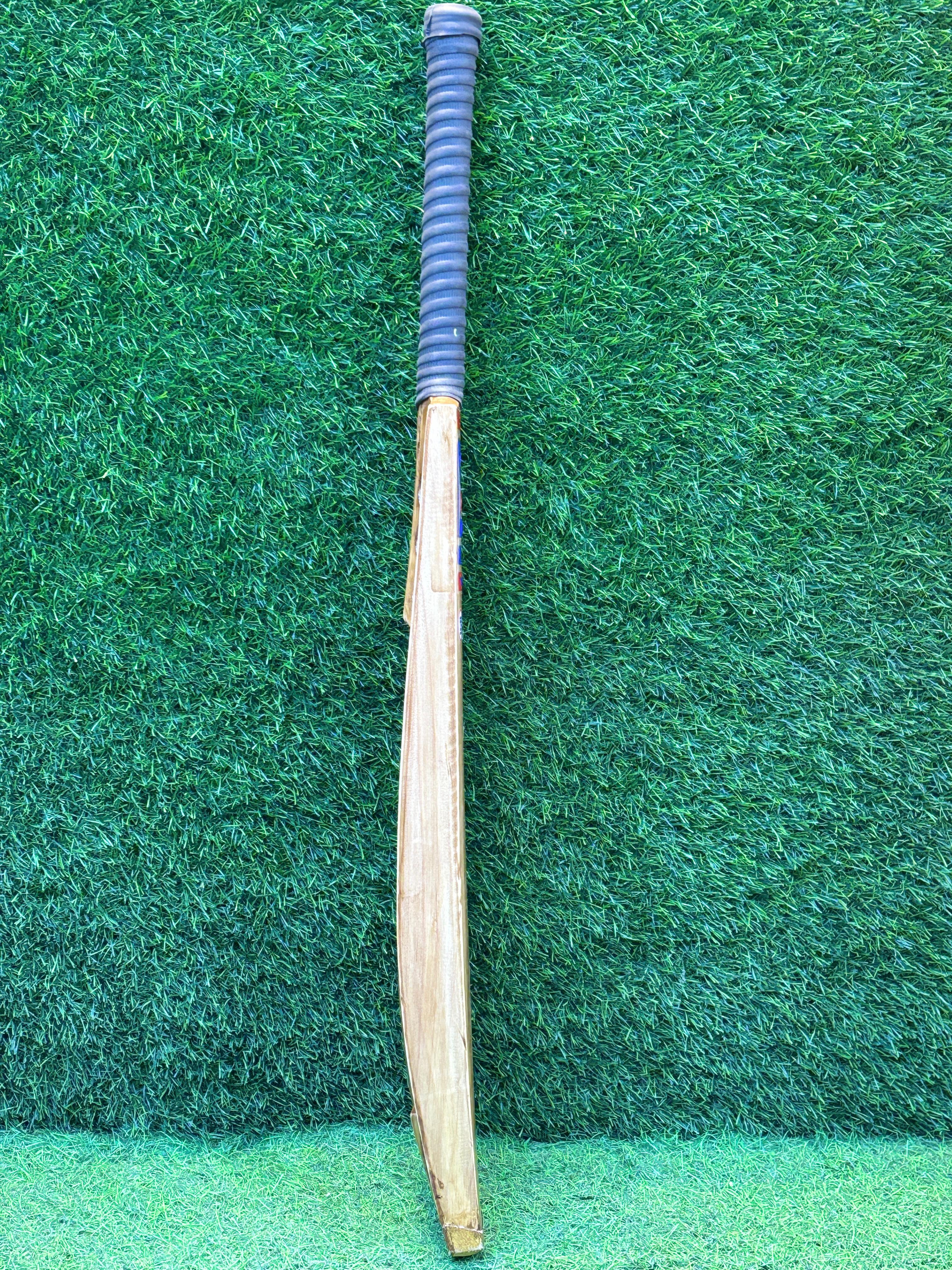 P3 Think Different Blue edition cricket bat