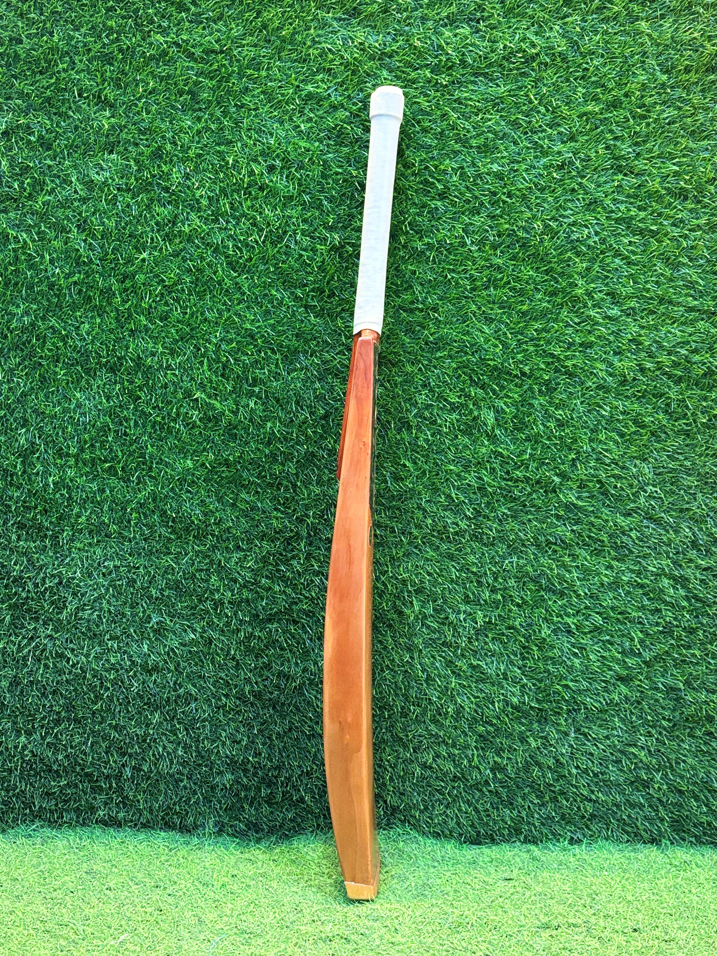 P3 Toofan edition Red cricket bat